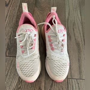 Kids girls Nike air max 270 sneakers size 4 pink and white